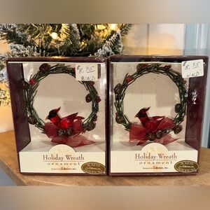 2 VINTAGE ROMAN INC. HOLIDAY WREATH ORNAMENT CLASSIC CARDINAL HOLIDAY TRADITIONS